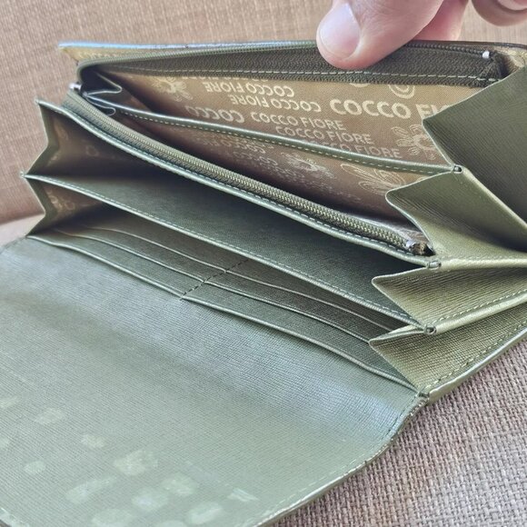 Cocco Fiore Women Clutch Wallet Multi Color Patent Leather Card Holder Purse - Picture 15 of 16